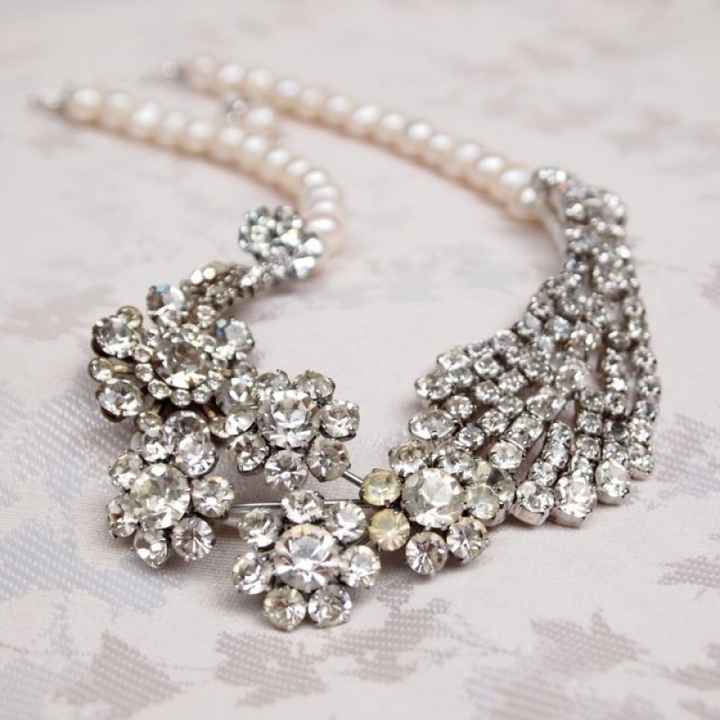 Necklace or No?!