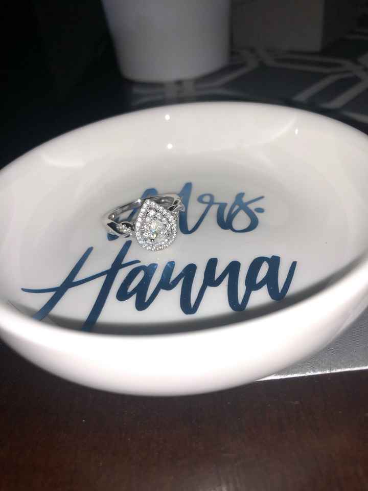 Brides of 2022! Show us your ring! - 1