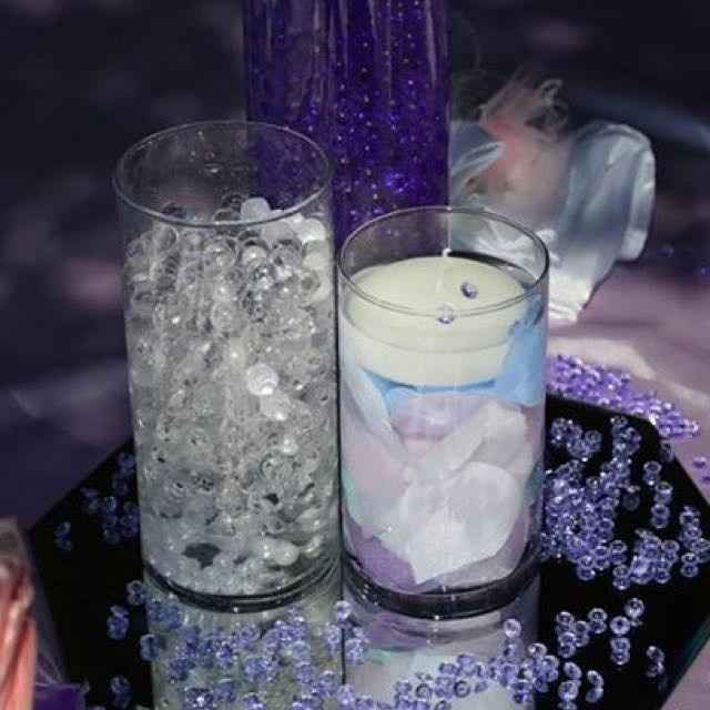 Does anybody DYI wedding flower center pieces?