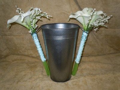 More DIY Flowers / Decorations  * Pics * .....it's coming together!