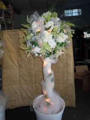 More DIY Flowers / Decorations  * Pics * .....it's coming together!