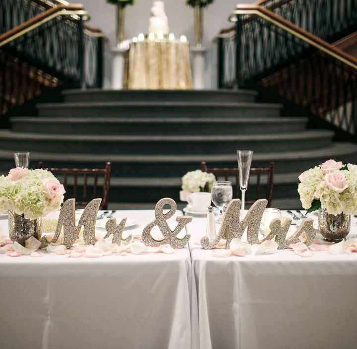 Embellishing sweetheart table - 1