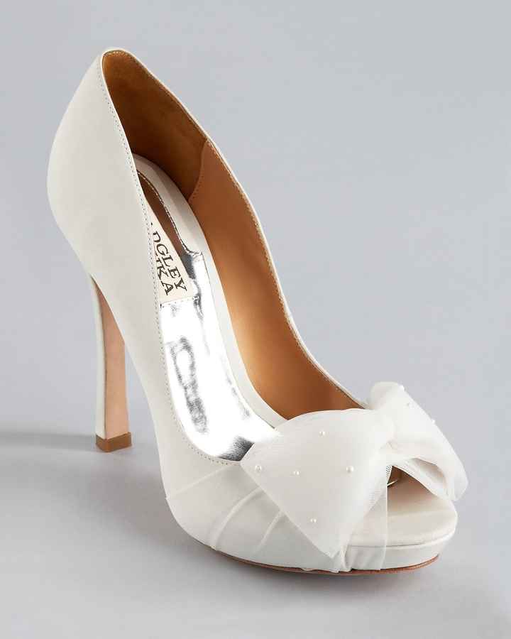 check out maa shoess!