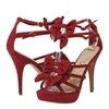 I can't stop looking at shoes ...