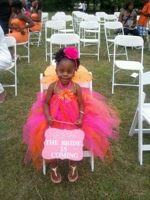 I'm Married.....Mrs. Spratt Checking In....Non Pro Pictures..Very Heavy.... **cake pics added pg 6**