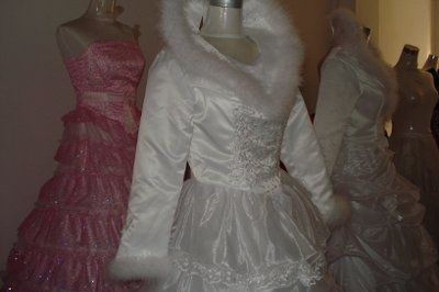 China's hottest new fashion trends - IN BRIDAL STORES, NOW!! (my pics!)