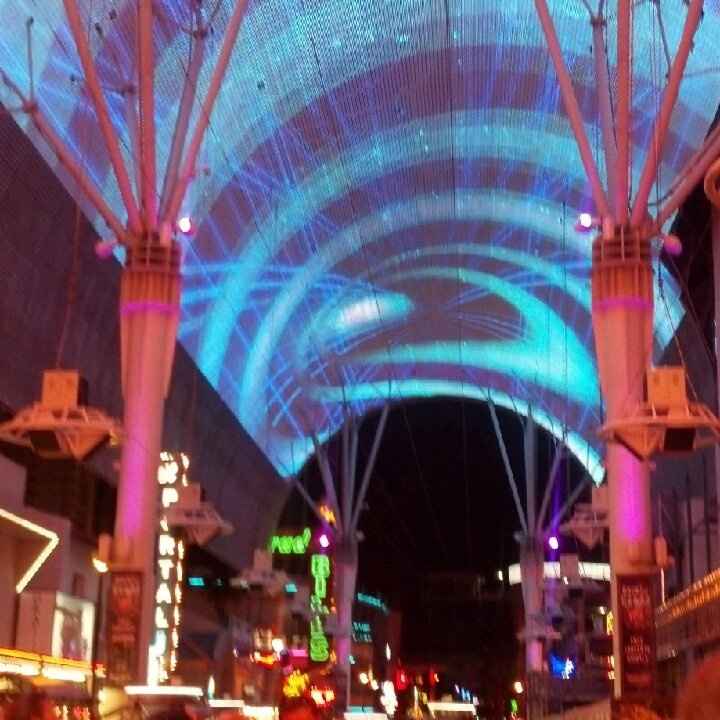 HoneyMoon in Vegas!! A few **pic heavy**