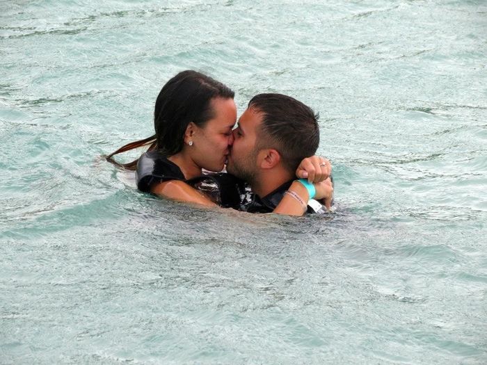 ***********BACK AND ENGAGED!!!!!!!!!*****