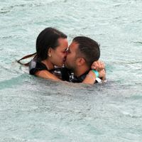 ***********BACK AND ENGAGED!!!!!!!!!*****