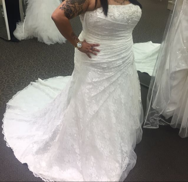 Let's see everyone's dresses