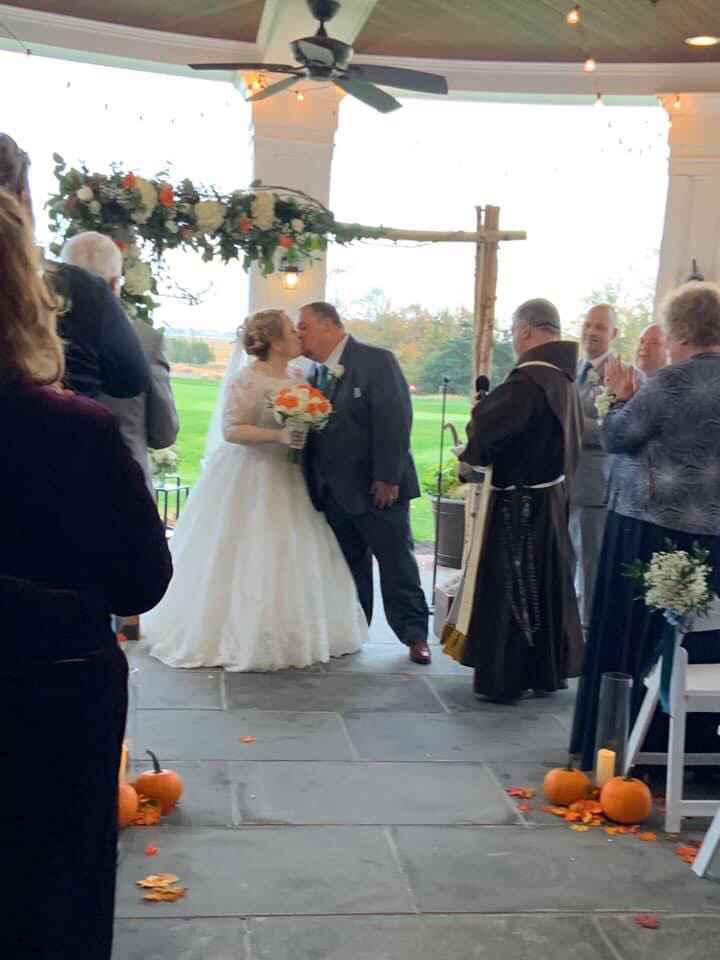 We got married yesterday! Non pro pics - 3