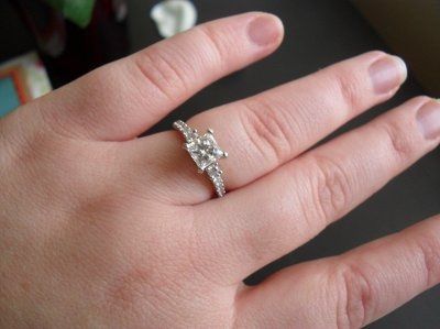 ok so I know a post like this was done not to long ago...but since we have some newbies..E-RINGS! lo