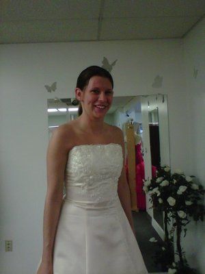 new to WW :) (pics of dress)