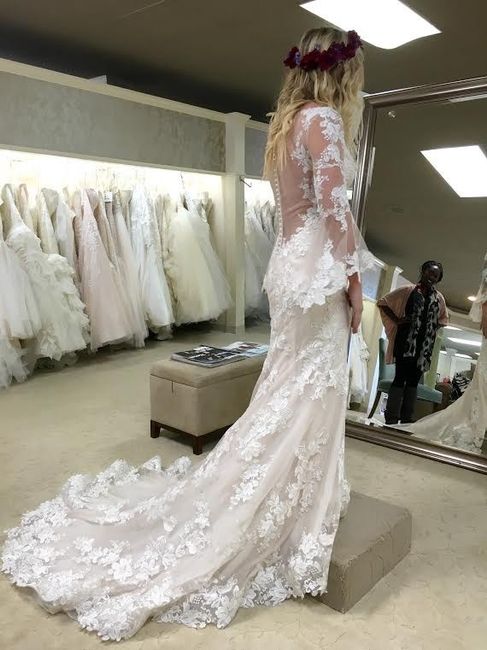 To bustle or not to bustle?