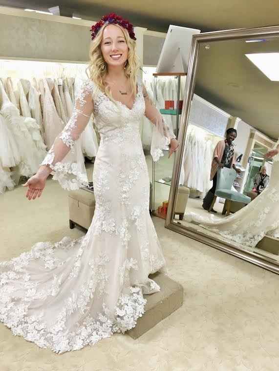 To bustle or not to bustle?