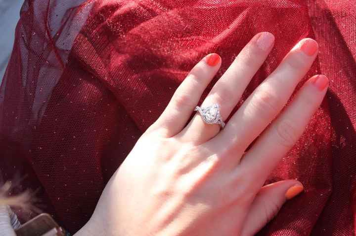 Twist on the ol' Ring Pics!