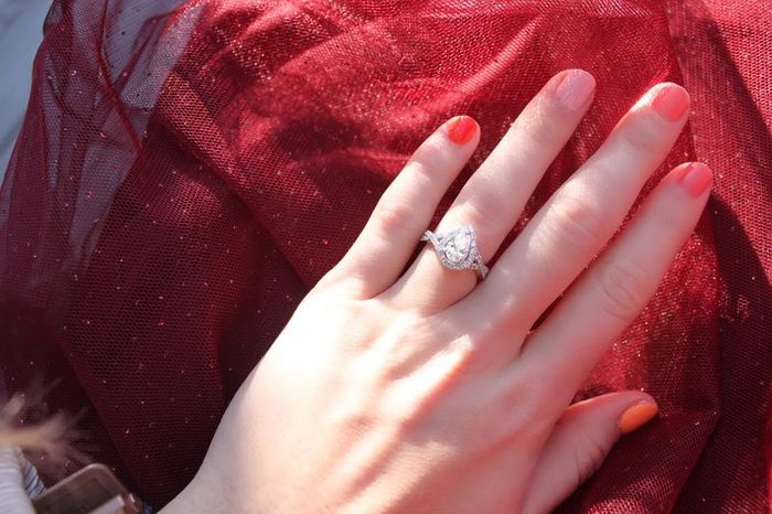 Twist on the ol' Ring Pics!