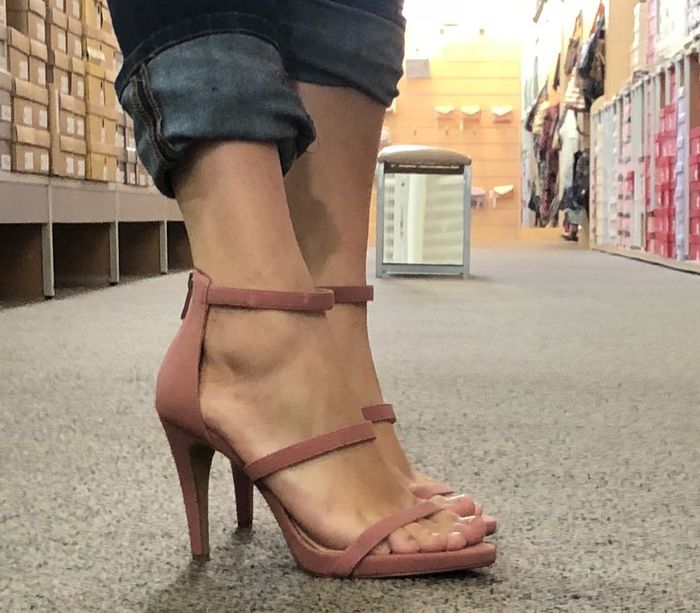 Show us your “I do” shoes! - 1