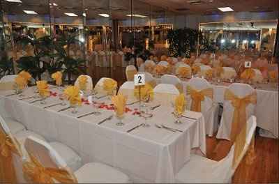 LONG TABLE CENTERPIECES