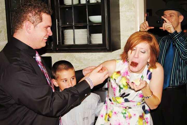 To shove or not to shove?