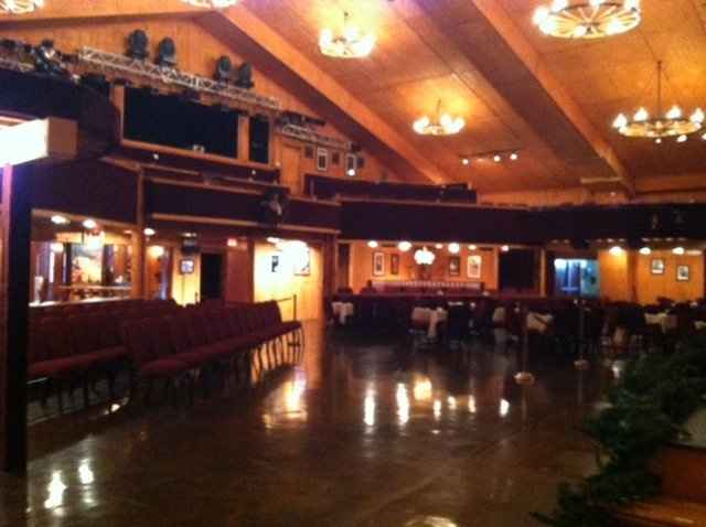 We have a venue & a date!! SO EXCITED!