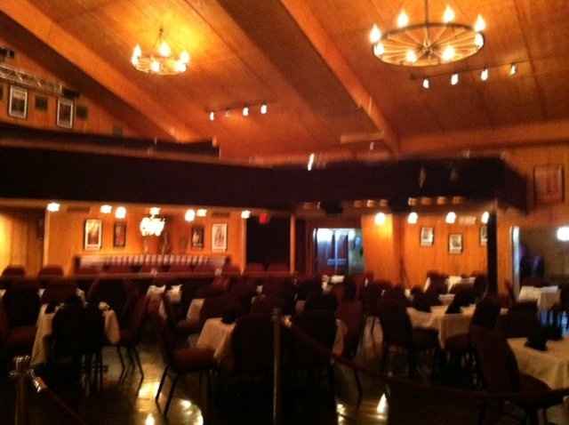 We have a venue & a date!! SO EXCITED!