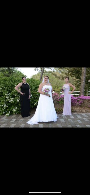  Bridesmaids -- to match or be mismatched? - 1