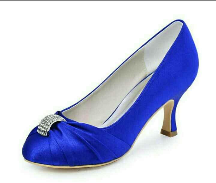 I ordered my shoes, yay!!