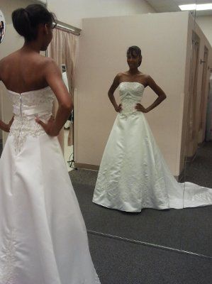 Final Dress Fitting and Makeup Trial (pics)