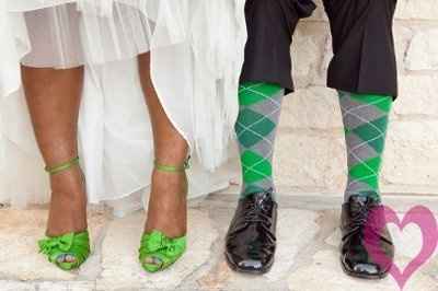 Post a Picture of a wedding photo you have found that you like and want to mock on your big day!