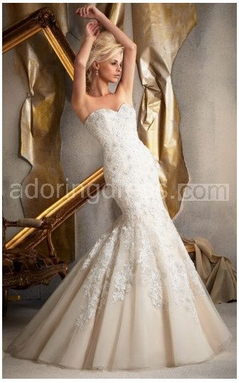 Who Designs This Dress