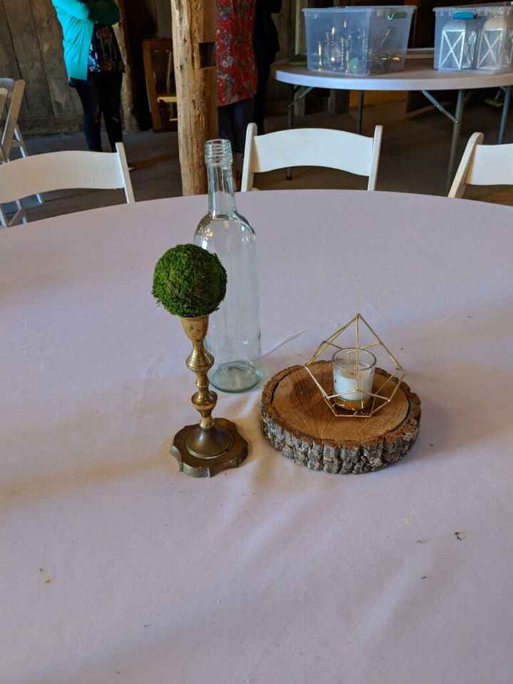 Centerpieces and table runners for food table - 1