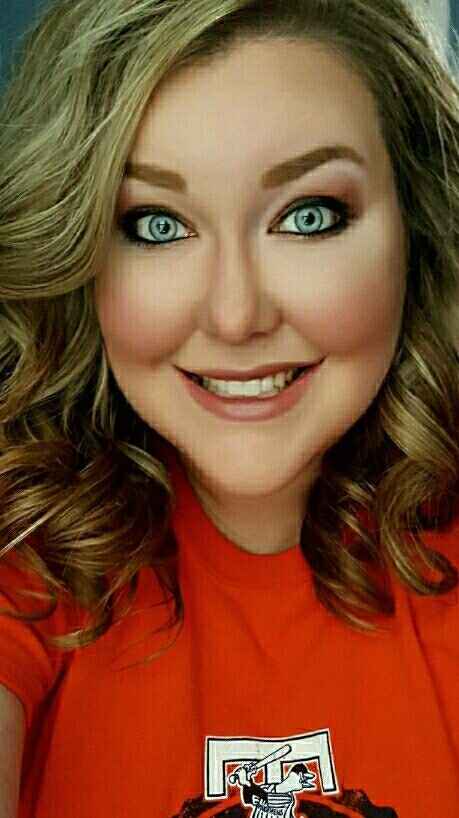 Does this look okay for wedding makeup