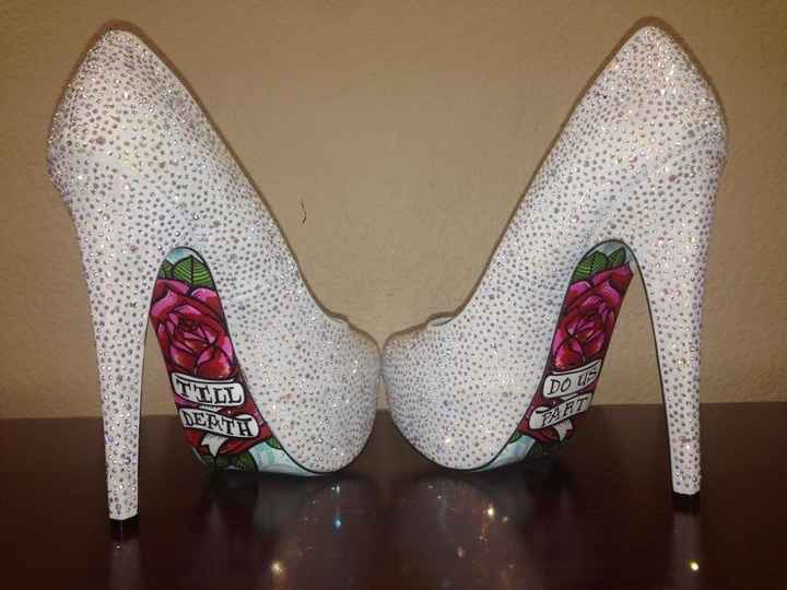 I got my shoes!!.....Glitter and stilettos!