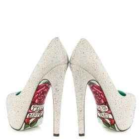 show me your shoes!