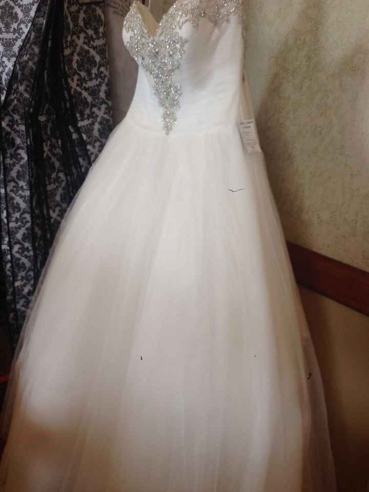 Show me your dress!