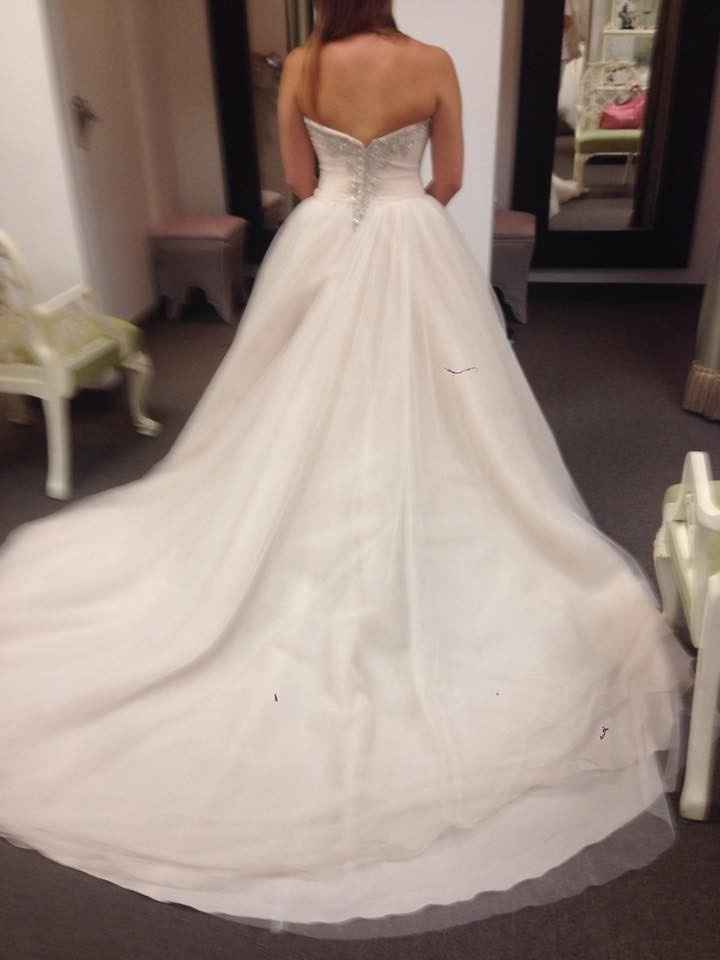 Show me your dress!