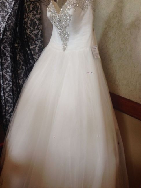 Show me your dress!