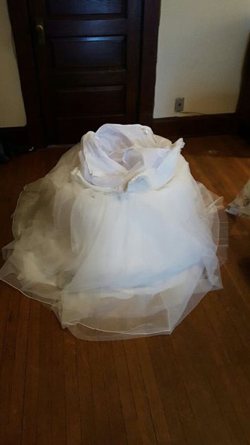 Show off your dress!!