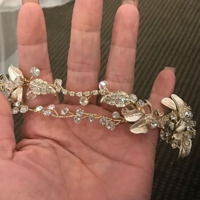 Can I see your hair pieces?
