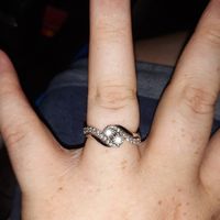 Is my engagement ring too tight? - 1