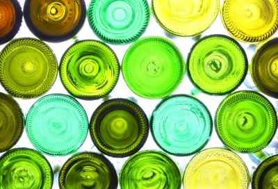 All you wine drinkers out there, I need wine bottles