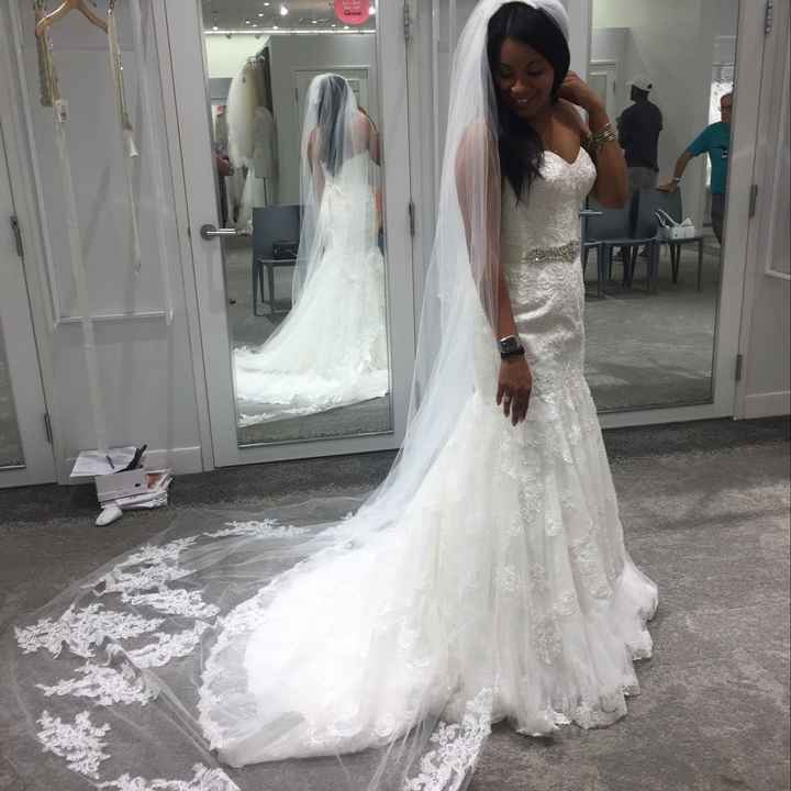 Show me your dresses!!