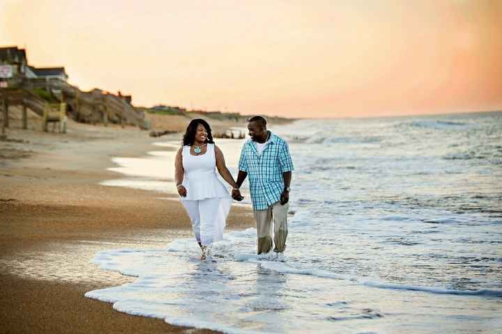 Post your casual engagement photo outfits! - 3