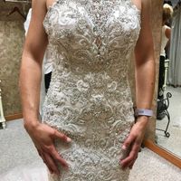 Does your wedding dress have lace, beading, or both? - 1