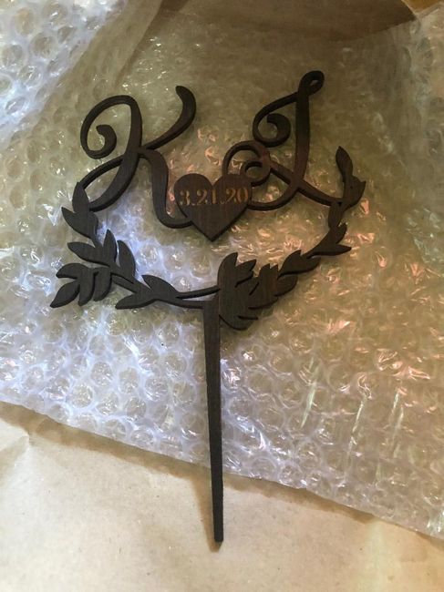 Cake topper