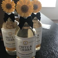 DIY Mini Wine Favors