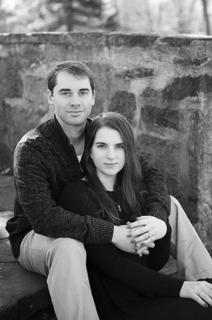 Engagement Photo Outfits 24