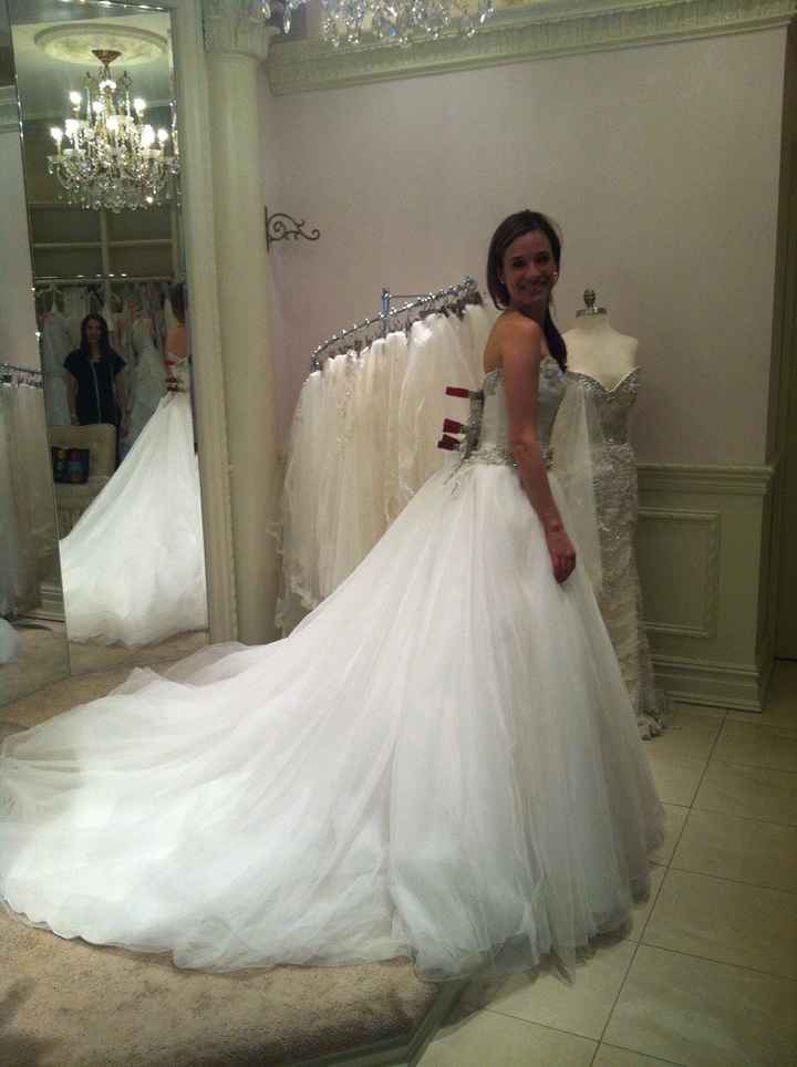 More Dress Pics, Please!