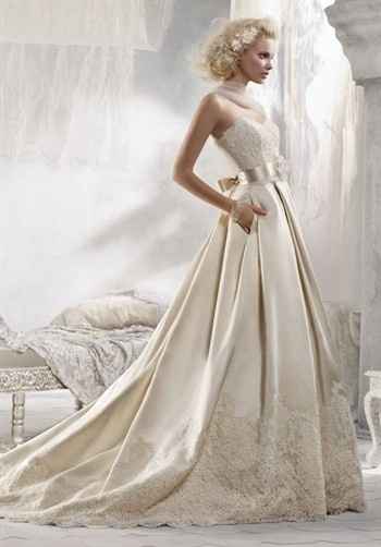 Show me your gown!